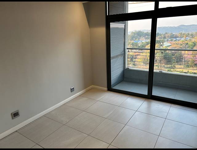 2 BEDROOM APARTMENT FOR SALE IN MENLYN